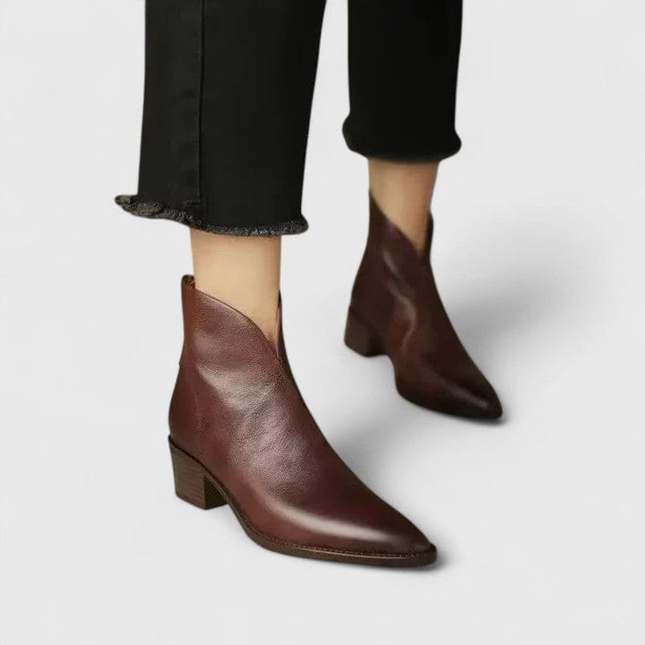 Bethany | Ankle Boots with Classic Block Heel and Side Zip Detail