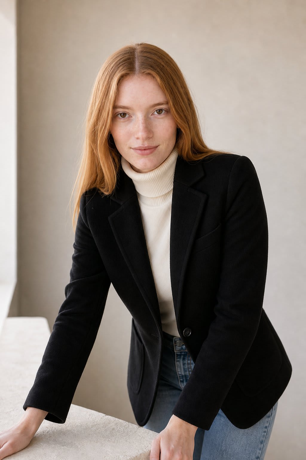 Ruby | blazer with tailored fit and notched lapel detail