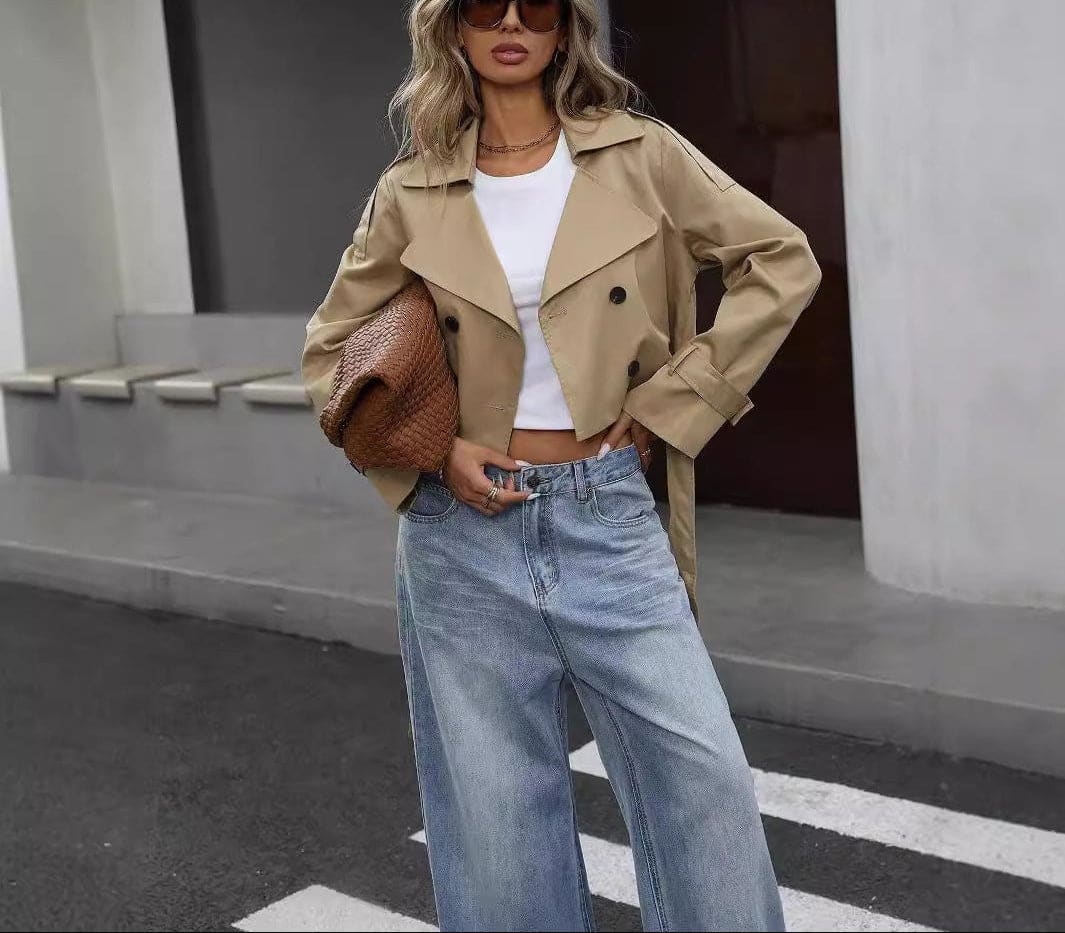 Lisa | Cropped Trench Coat with Double Breasted Front and Notched Lapel