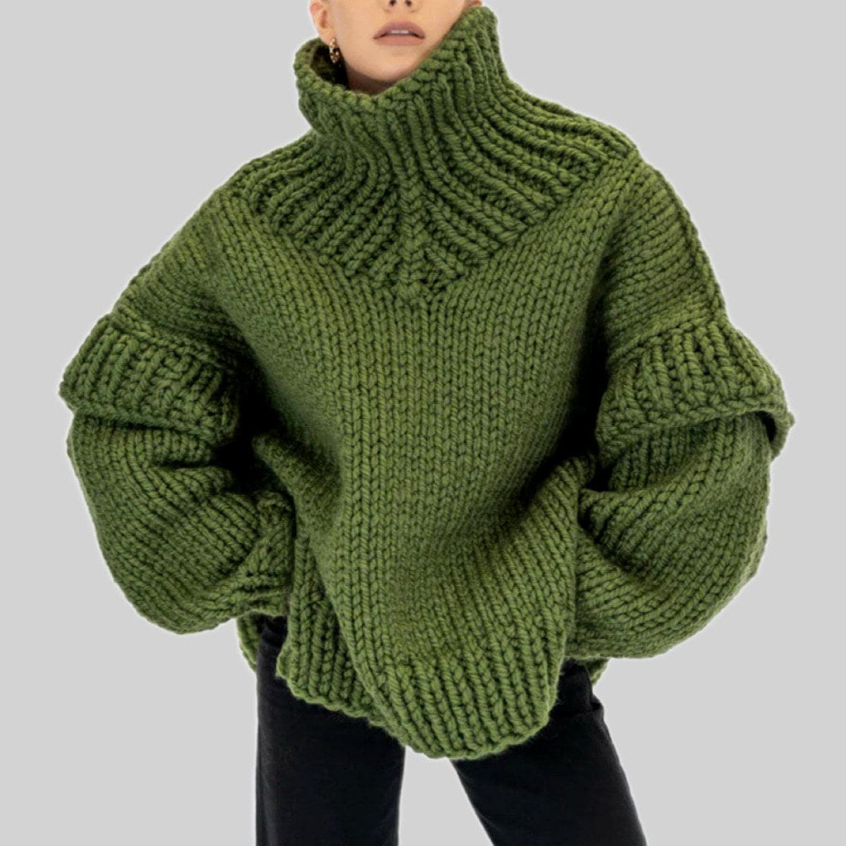 Alice | Chunky knit oversized turtleneck sweater in blue