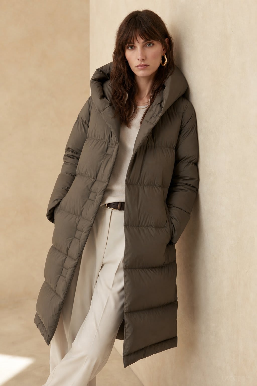 Helen | long puffer parka with oversized silhouette and structured hood
