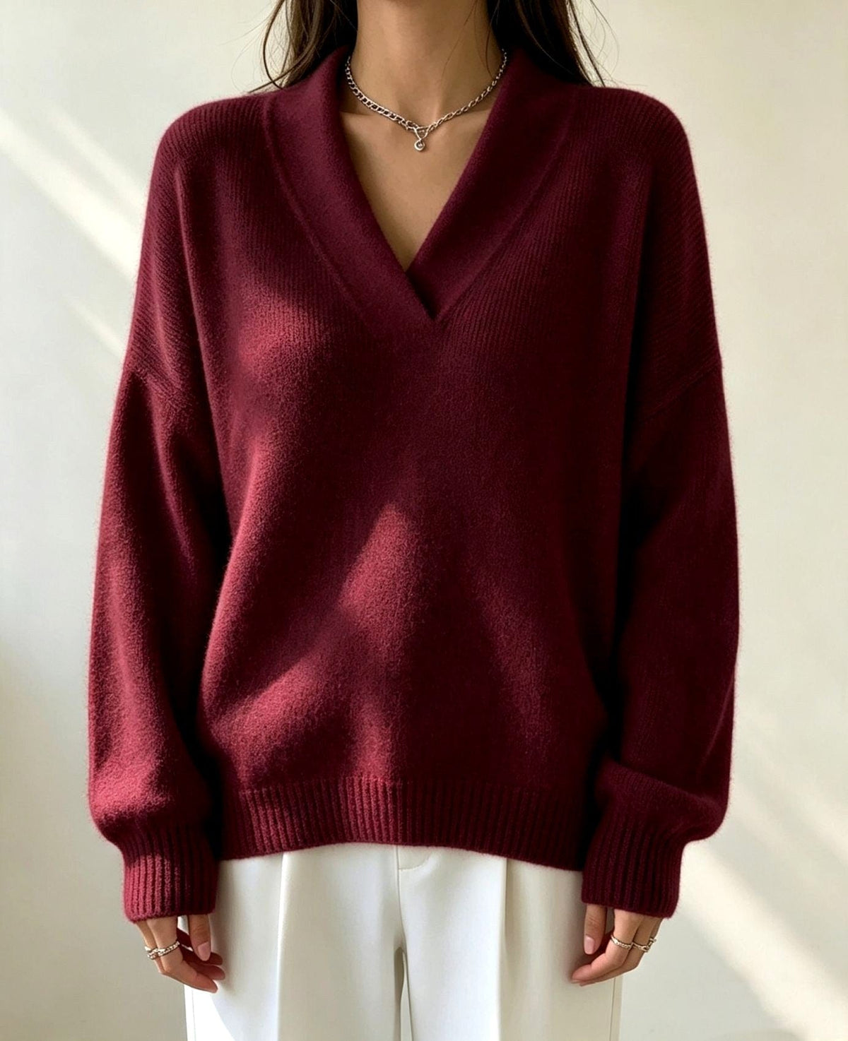 Georgina | Oversized pink v-neck knit sweater with ribbed trims