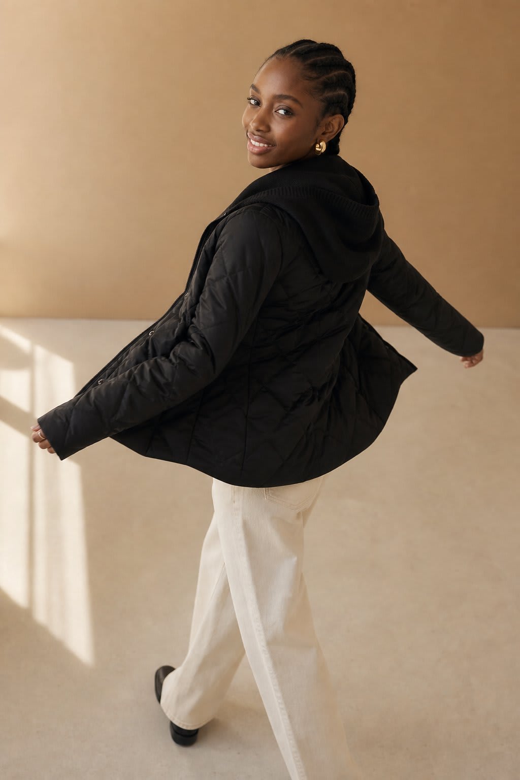 Julie | quilted hooded jacket with knit hood detail and lightweight warmth