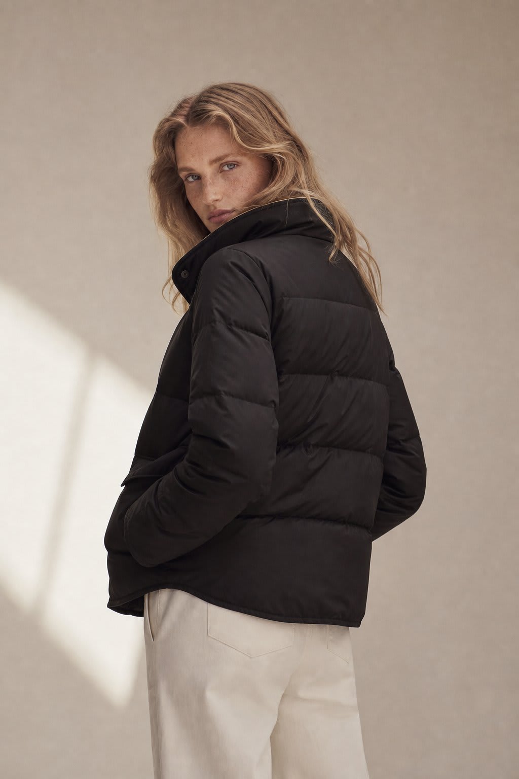Yvonne | reversible quilted jacket with snap button closure