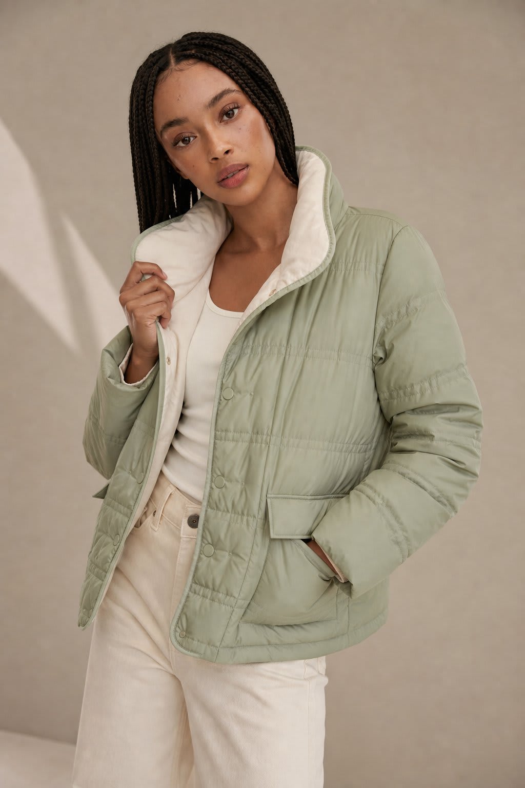 Yvonne | reversible quilted jacket with snap button closure