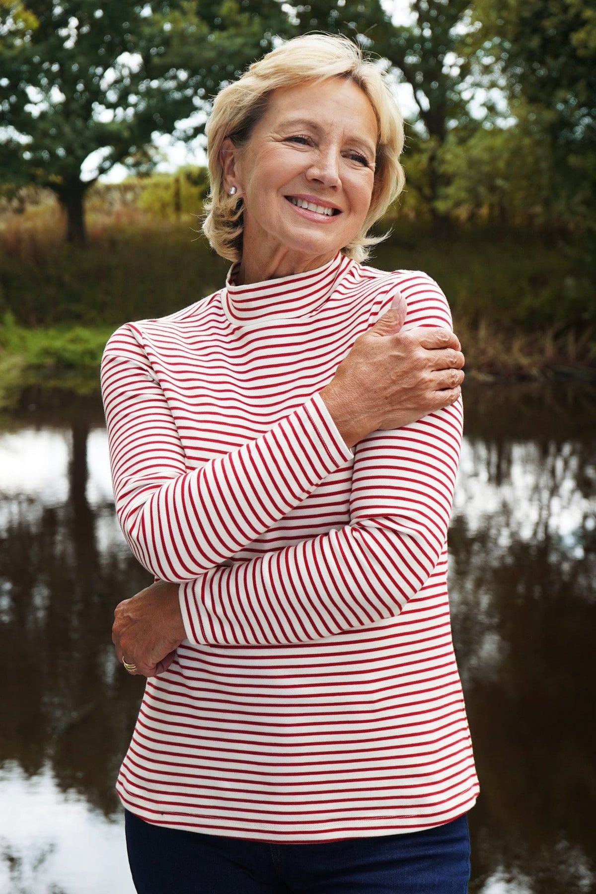 Samantha | Striped long sleeve mock neck top in cream and navy